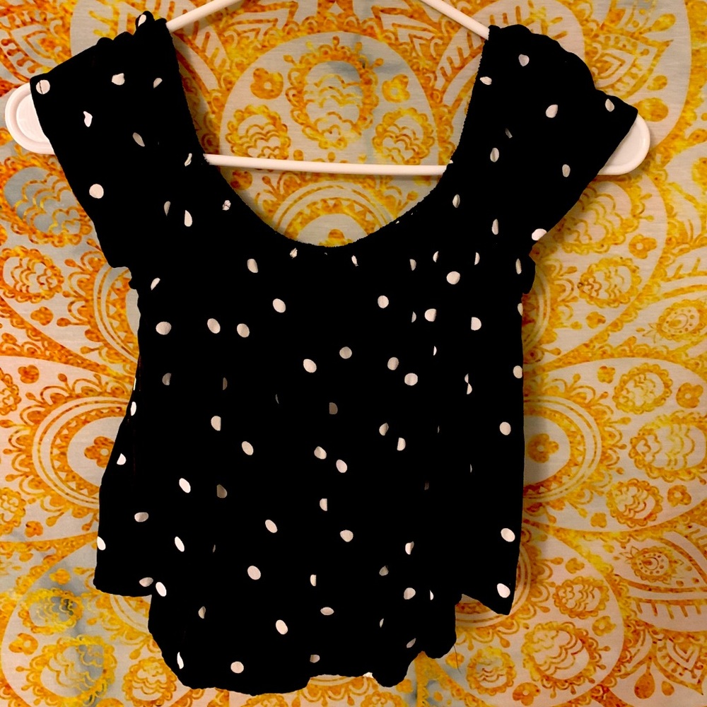 Forever21 Off shoulder crop top